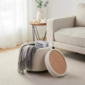Pouf contenitore rotondo bianco in bouclé con coperchio utilizzabile come tavolino