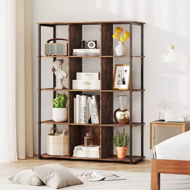 Libreria a 12 cubi, alta 57, autoportante, con scaffale e rastrelliera espositiva in stile industriale